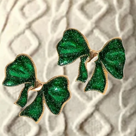 Glittery Bowknot Druzy Emerald Green Gold Stud Earrings St. Patrick’s Day NEW - Picture 6 of 10